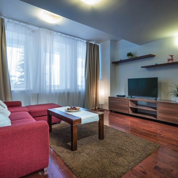 SUPERIOR / 70 m² 2+3 *